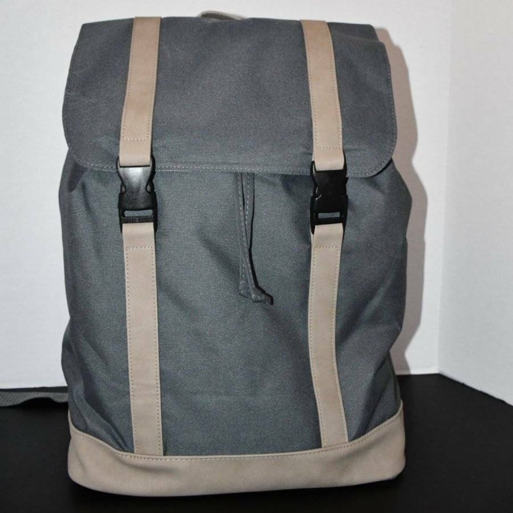 First Waves  Contrast Backpack  in  Grey  #S94QL16